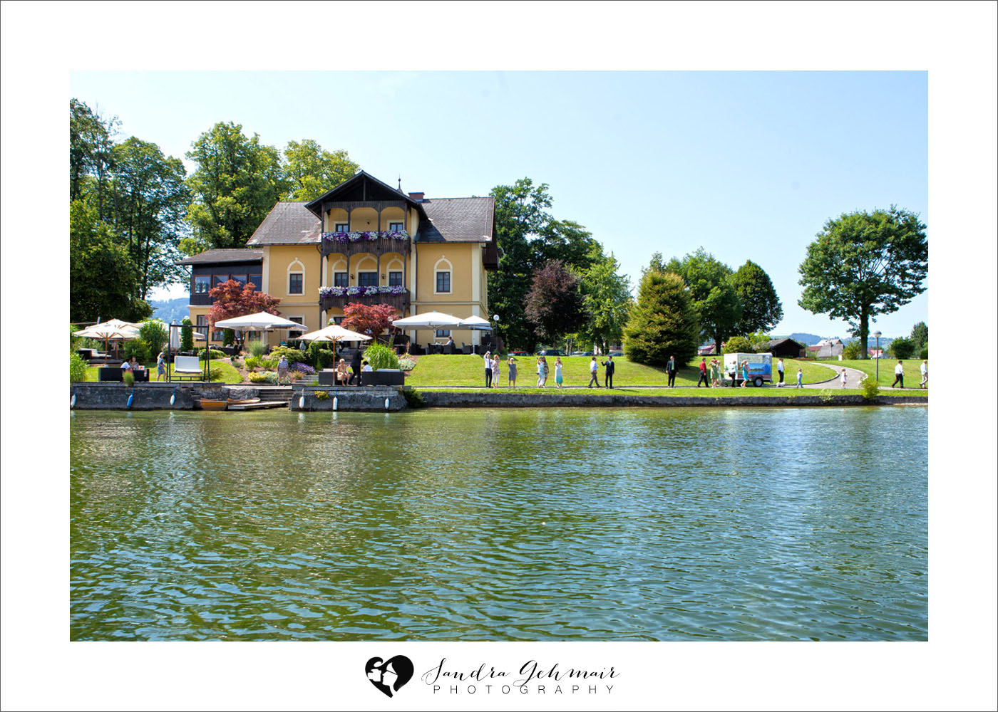011_heiraten_am_see_spitzvilla_sandra_gehmair