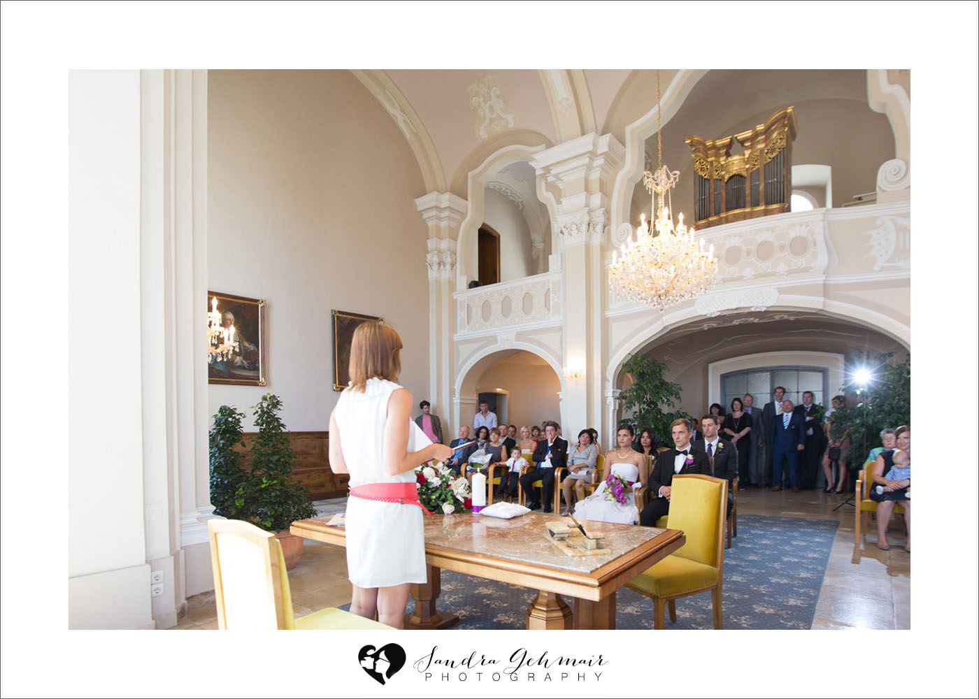 schloss lamberg steyr hochzeit 04_Hochzeit_Schloss_Lamberg_Steyr_Orangerie_Sandra_Gehmair_Hochzeitsfotos