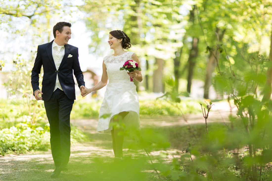 10Fotografin-Sandra-Gehmair-Bad-Hall-Park-Hochzeitsfotos